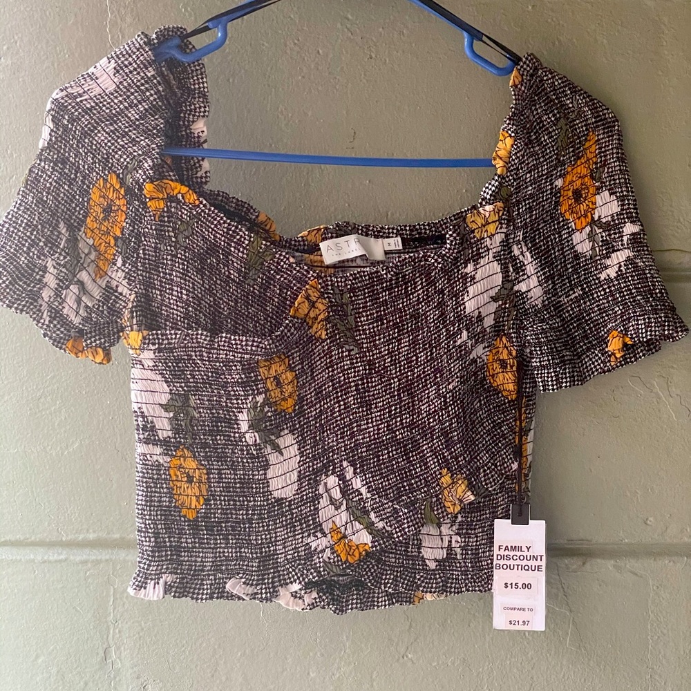 Women’s crop top